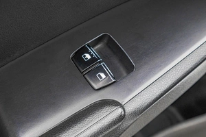 Седан Hyundai Solaris 2017 года, 989000 рублей, Барнаул