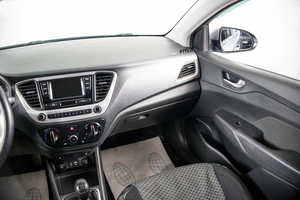 Седан Hyundai Solaris 2018 года, 1089000 рублей, Пермь