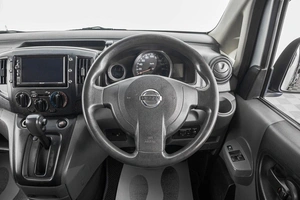 Минивэн Nissan NV200 2011 года, 1039000 рублей, Барнаул