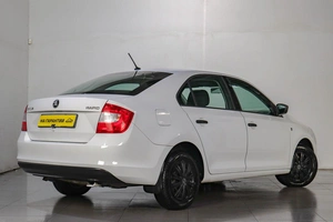 Лифтбек Skoda Rapid 2016 года, 939000 рублей, Челябинск