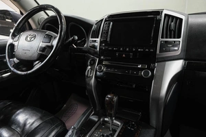 Внедорожник Toyota Land Cruiser 2012 года, 3469000 рублей, Новокузнецк