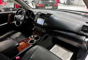Внедорожник Toyota Highlander 2012 года, 2357000 рублей, Красноярск