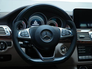 Седан Mercedes-benz CLS-класс 2017 года, 3549777 рублей, Москва