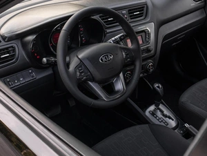 Седан Kia Rio 2013 года, 865000 рублей, Большой Сочи