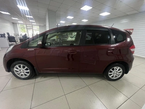 Хетчбэк Honda Fit 2012 года, 999000 рублей, Ачинск