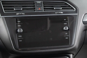 Внедорожник Volkswagen Tiguan 2018 года, 2899000 рублей, Оренбург