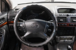 Седан Toyota Avensis 2004 года, 699000 рублей, Новокузнецк