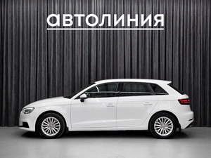 Хетчбэк Audi A3 2016 года, 1599000 рублей, Красноярск