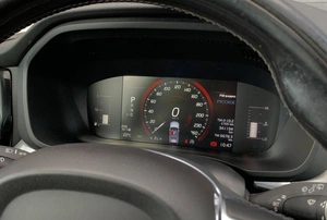 Внедорожник Volvo XC60 2018 года, 2130000 рублей, Солонцы