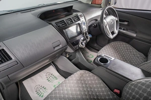 Универсал Toyota Prius Alpha 2012 года, 1069000 рублей, Томск
