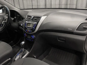 Хетчбэк Hyundai Solaris 2012 года, 850000 рублей, Красноярск