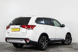 Внедорожник Mitsubishi Outlander 2018 года, 1859000 рублей, Сургут