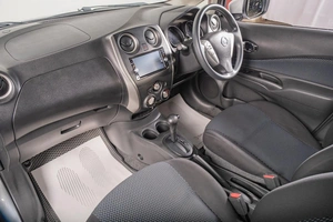 Хетчбэк Nissan Note 2016 года, 899000 рублей, Томск