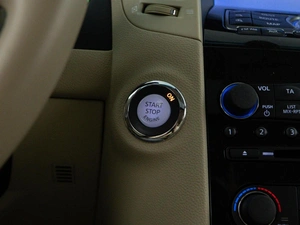 Внедорожник Infiniti QX70 2015 года, 2696900 рублей, Москва