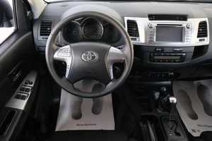 Пикап Toyota Hilux 2014 года, 3119000 рублей, Омск