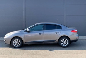 Седан Renault Fluence 2011 года, 525000 рублей, Солонцы