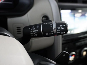 Внедорожник Land Rover Discovery 2019 года, 4300000 рублей, Санкт-Петербург