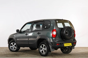 Внедорожник Chevrolet Niva 2018 года, 789000 рублей, Тюмень