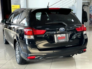 Универсал Toyota Corolla Fielder 2018 года, 1437000 рублей, Солонцы