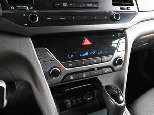 Седан Hyundai Elantra 2017 года, 1349000 рублей, Аксай