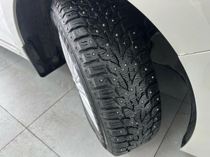 Седан Hyundai Solaris 2017 года, 1245000 рублей, Красноярск