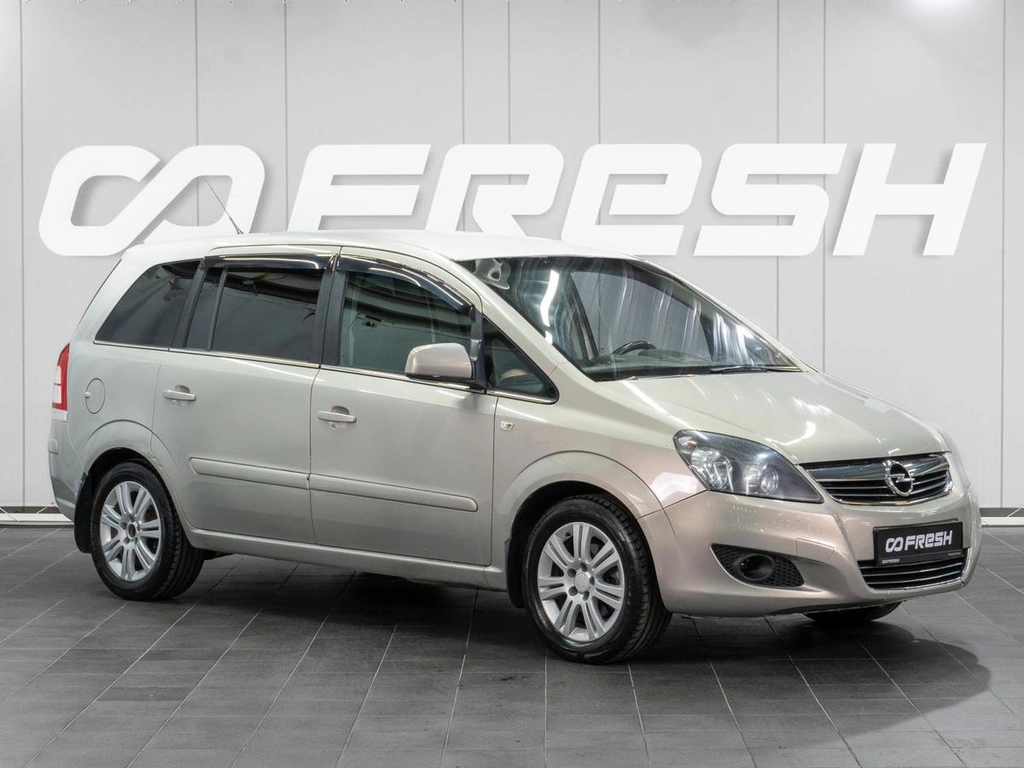 Минивэн Opel Zafira 2011 года, 689000 рублей, Сургут
