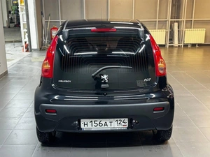 Хетчбэк Peugeot 107 2010 года, 547000 рублей, Красноярск