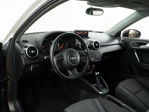 Хетчбэк Audi A1 2011 года, 1049050 рублей, Москва