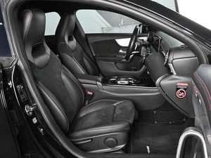 Седан Mercedes-benz CLA-класс 2019 года, 2990000 рублей, Ростов-на-Дону