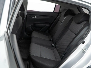 Хетчбэк Kia Rio X-Line 2018 года, 1429050 рублей, Москва