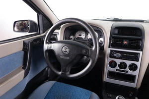 Седан Chevrolet Viva 2005 года, 379000 рублей, Пермь