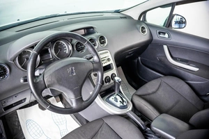 Хетчбэк Peugeot 308 2010 года, 479000 рублей, Пермь