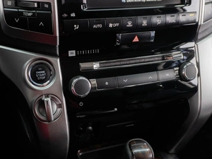 Внедорожник Toyota Land Cruiser 2014 года, 4700000 рублей, Тюмень