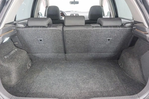 Хетчбэк Toyota Auris 2011 года, 999000 рублей, Красноярск
