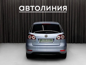 Хетчбэк Volkswagen Golf Plus 2011 года, 735000 рублей, Красноярск