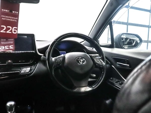 Внедорожник Toyota C-HR 2017 года, 2070000 рублей, Красноярск