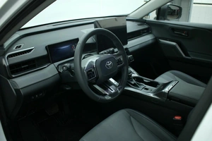 Внедорожник Toyota RAV4 2026 года, 4295000 рублей, Красноярск