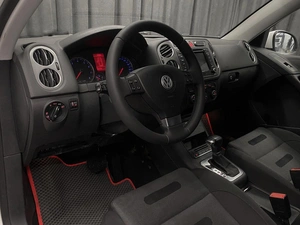 Внедорожник Volkswagen Tiguan 2009 года, 850000 рублей, Красноярск