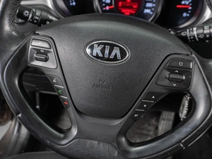 Хетчбэк Kia Ceed 2015 года, 1199000 рублей, Тюмень