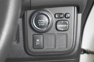 Минивэн Toyota Wish 2009 года, 1389000 рублей, Кемерово