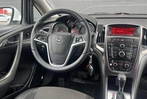 Хетчбэк Opel Astra 2012 года, 740000 рублей, Солонцы