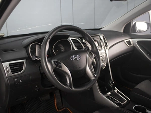 Хетчбэк Hyundai i30 2012 года, 970000 рублей, Омск