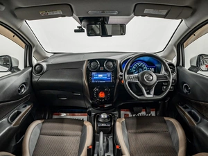 Хетчбэк Nissan Note 2017 года, 1275000 рублей, Красноярск