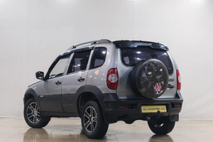 Внедорожник Chevrolet Niva 2015 года, 679000 рублей, Новокузнецк