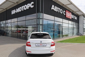 Хэтчбек Skoda Octavia 2013 года, 1650000 рублей, Мирное