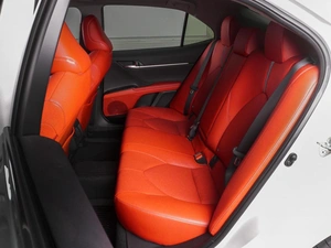 Седан Toyota Camry US Market 2022 года, 3839000 рублей, Красный Пахарь