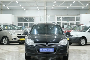 Хетчбэк Opel Astra 2014 года, 649000 рублей, Омск