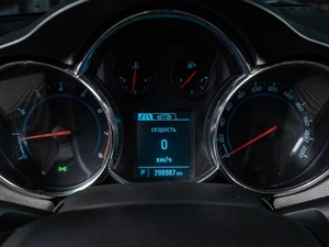 Седан Chevrolet Cruze 2014 года, 820000 рублей, Волгоград