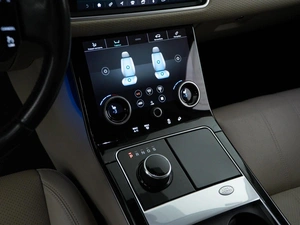 Внедорожник Land Rover Range Rover Velar 2019 года, 3651444 рублей, Москва