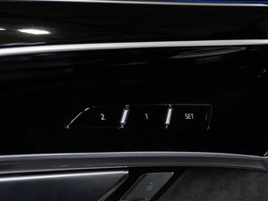 Седан Audi A8 2019 года, 6750000 рублей, Тюмень